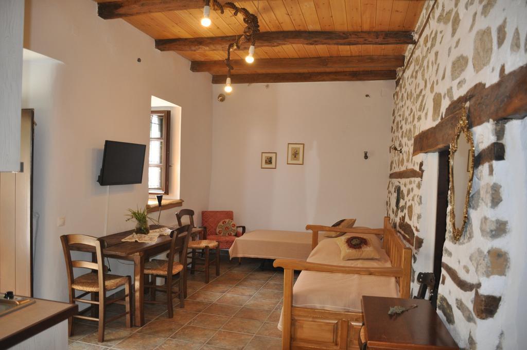 Sabouko Guest House Визица Экстерьер фото