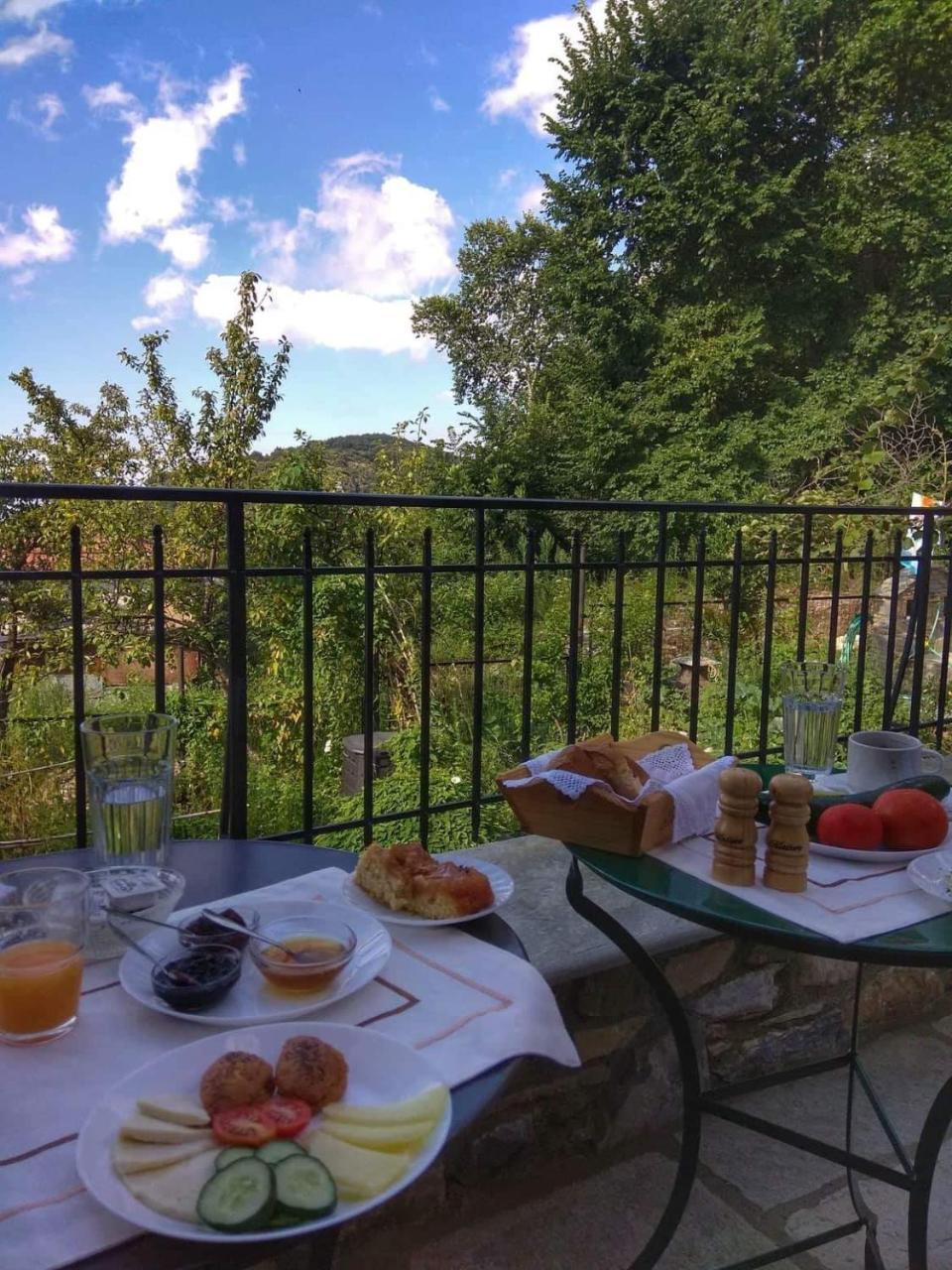 Sabouko Guest House Визица Экстерьер фото